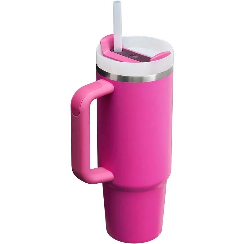 The 30oz Quencher H2.0 Flowstate Tumbler in Fuchsia